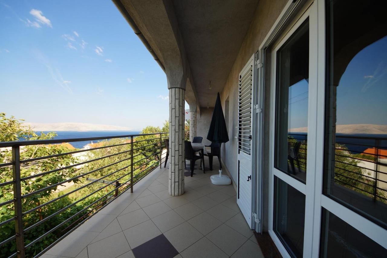In Apartment Senj  Bagian luar foto